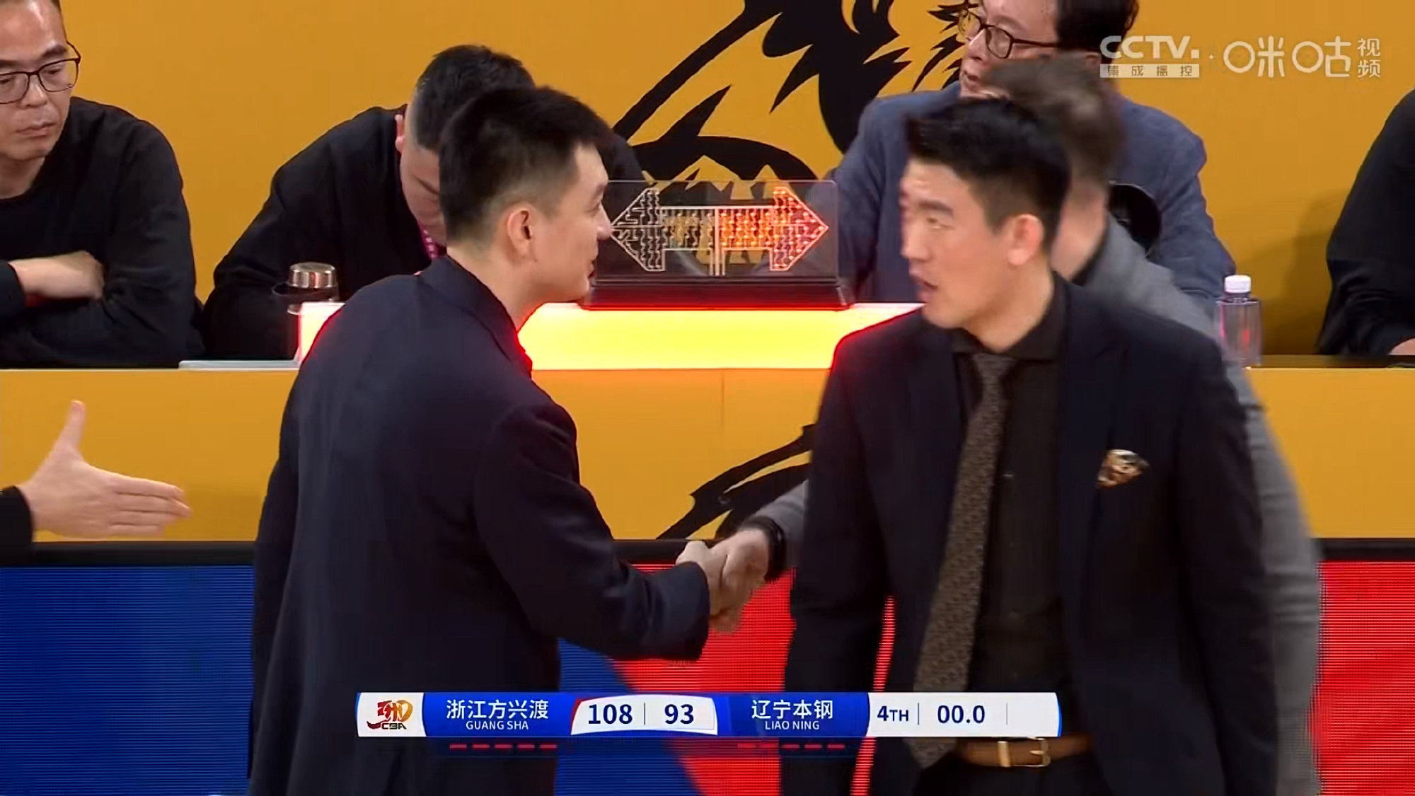 华体会网页版-球迷为新赛季CBA比赛的视频直播翘首以待