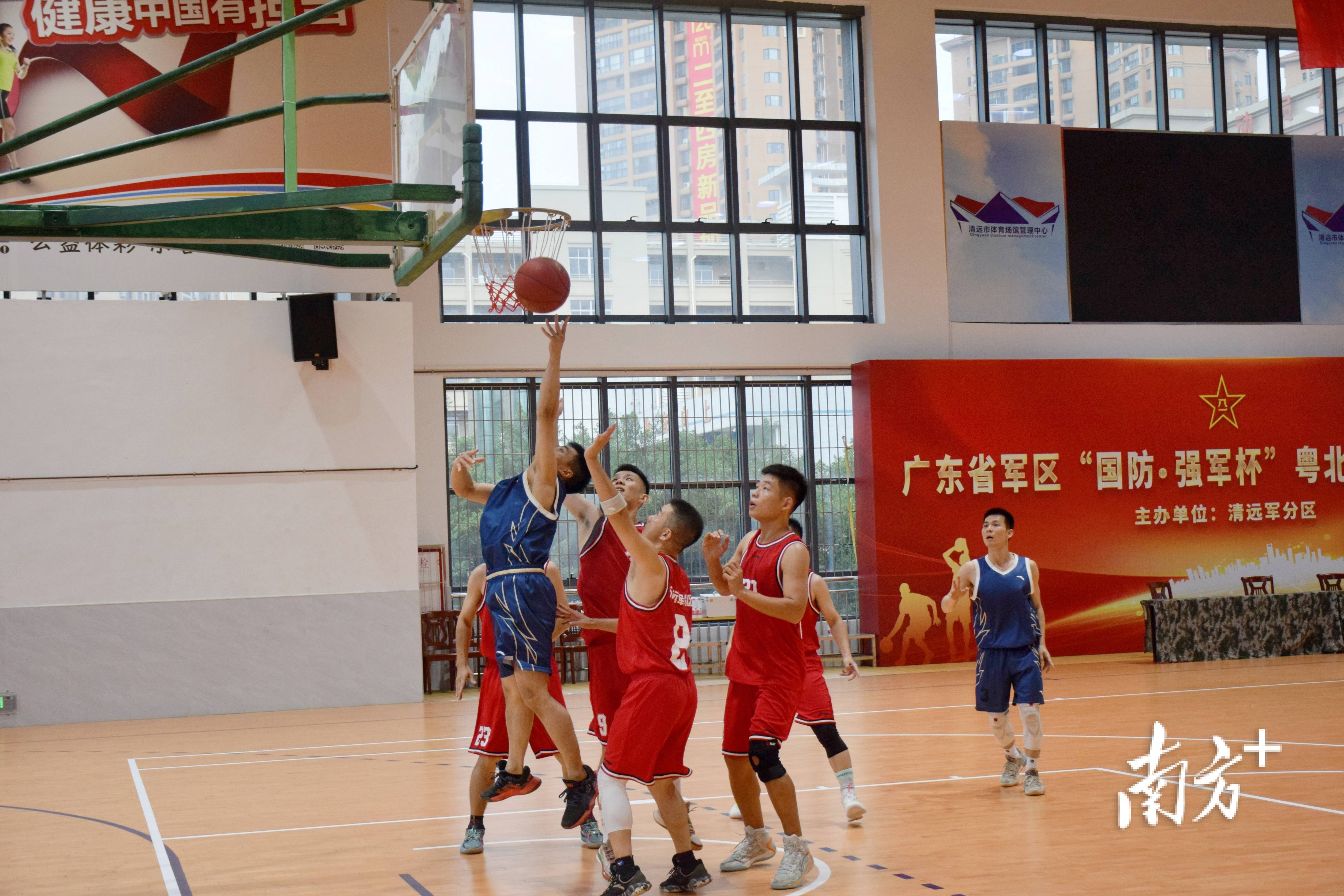 华体会登录入口-包含精彩篮球职业联赛再次上演,强队对决如约而至的词条