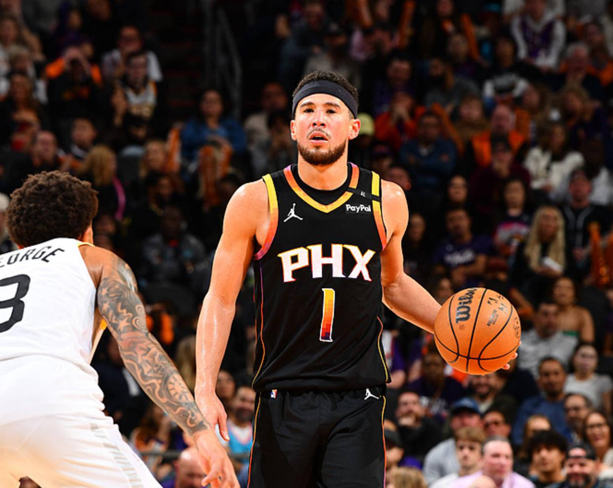 关于太阳胜马刺，布克绝杀压哨的信息