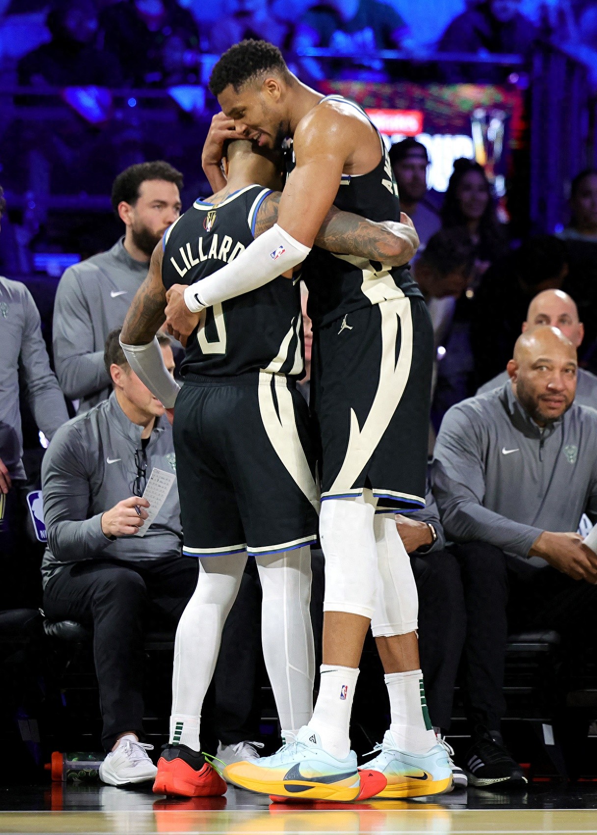 华体会中国官网-雄鹿主场击败森林狼，保持两连胜