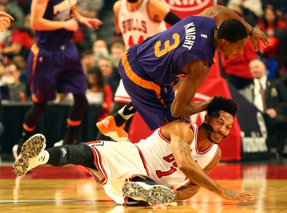 公牛客场逆袭猛龙，送对手三连败