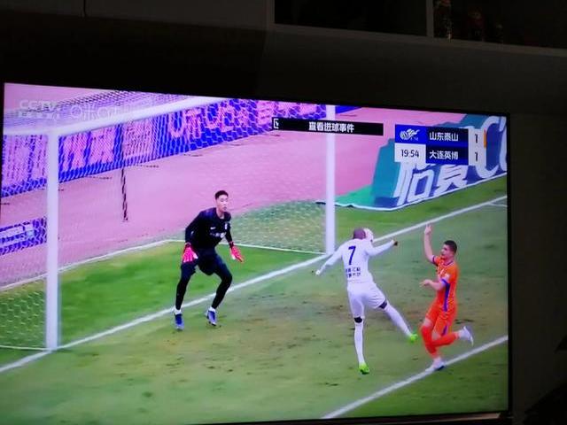 天津泰达战平大连一方，双方互不相让展现出色的简单介绍