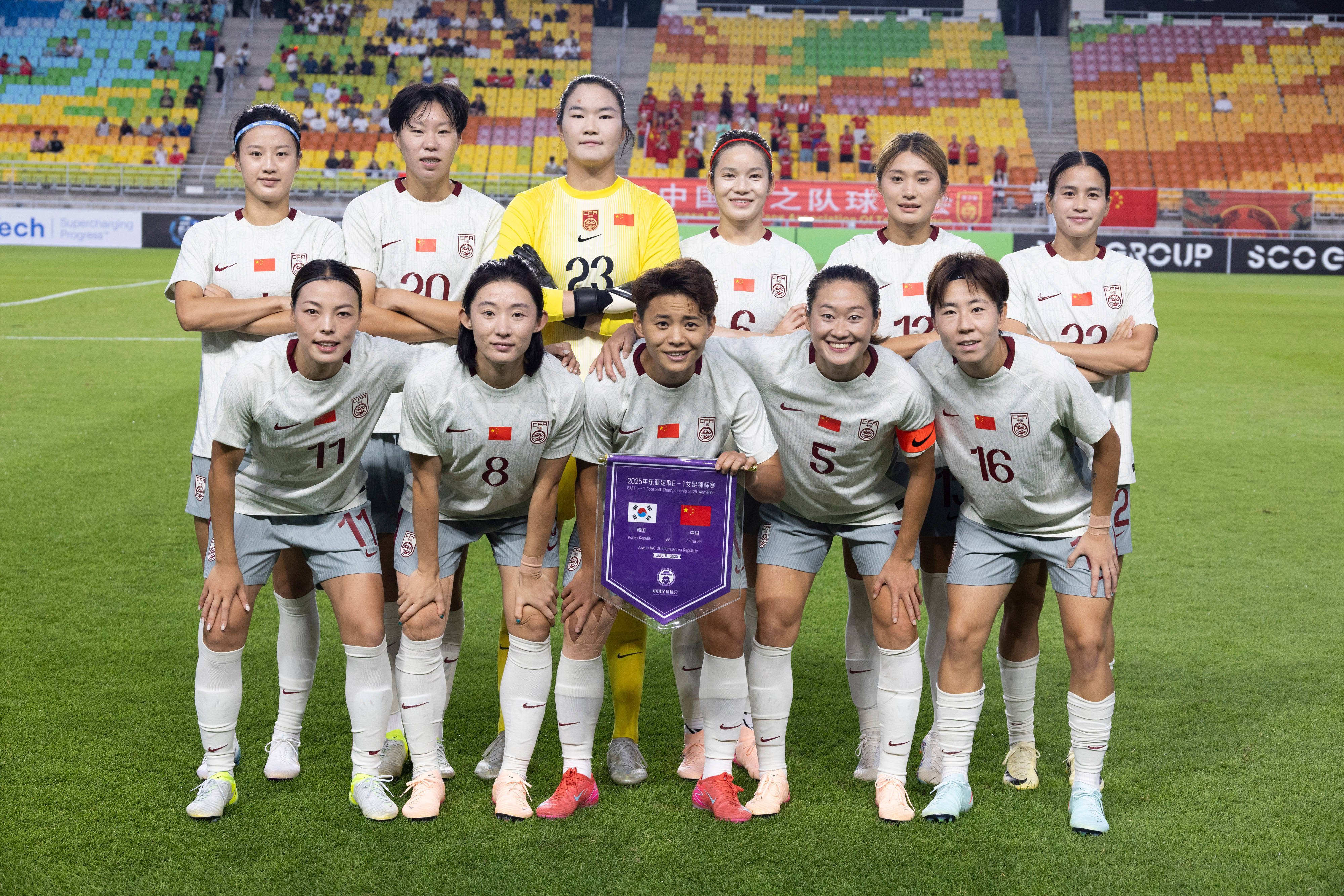 女足明星李影入选亚洲杯最佳阵容 女足明星李影入选亚洲杯最佳阵容